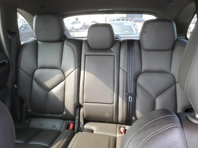 Photo 10 from auction – 2017 PORSCHE CAYENNE with VIN WP1AA2A25HKA80312