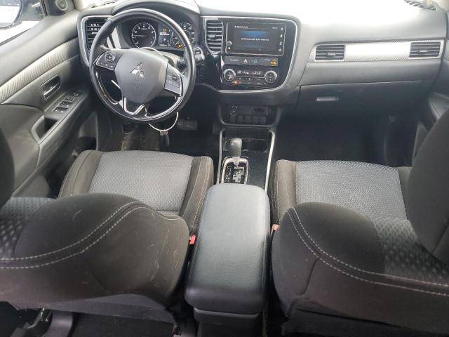 Photo 8 from auction – 2017 MITSUBISHI OUTLANDER with VIN JA4AZ3A34HZ007569