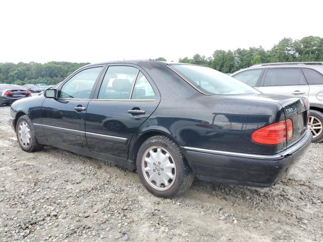 Photo 2 from auction – 1999 MERCEDES-BENZ E 320 with VIN WDBJF65H9XA917140