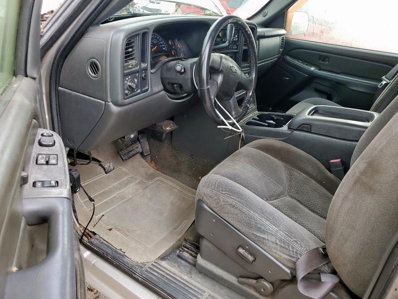 Photo 8 from auction – 2005 CHEVROLET SILVERADO with VIN 2GCEC19T251302224