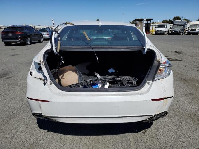 Photo 6 from auction – 2018 HONDA ACCORD with VIN 1HGCV1F3XJA124523