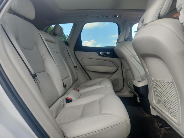 Photo 11 from auction – 2019 VOLVO XC60 T5 MO with VIN LYV102DK2KB200699
