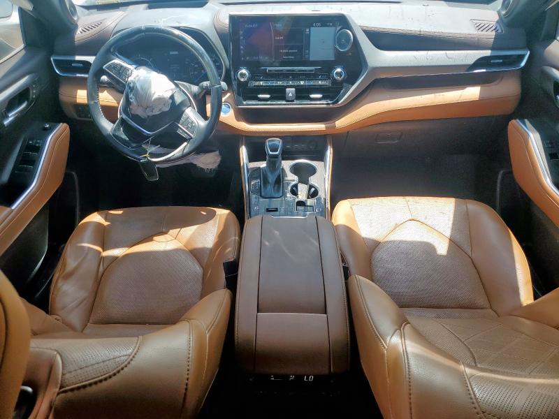 Photo 8 from auction – 2021 TOYOTA HIGHLANDER with VIN 5TDFARAH6MS009448