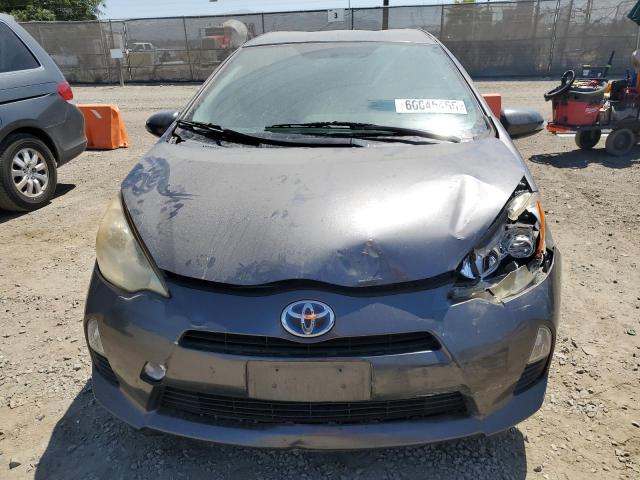 Photo 5 from auction – 2014 TOYOTA PRIUS C with VIN JTDKDTB39E1559599