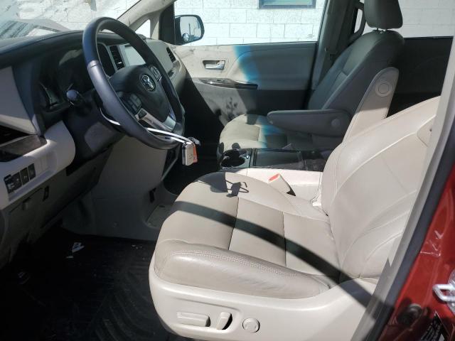 Photo 7 from auction – 2017 TOYOTA SIENNA XLE with VIN 5TDYZ3DC6HS871380