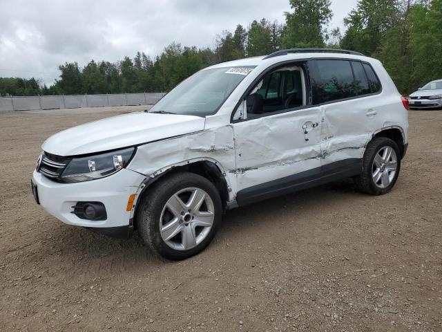 VOLKSWAGEN TIGUAN COM 2016 with VIN WVGJV7AX0GW536282 - Photo from auction