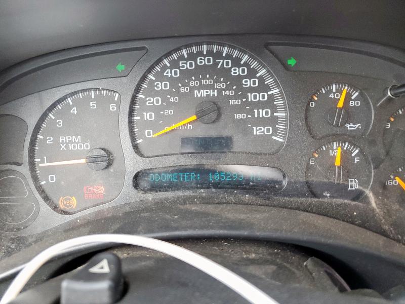 Photo 9 from auction – 2005 CHEVROLET SILVERADO with VIN 1GCEC14X45Z352690