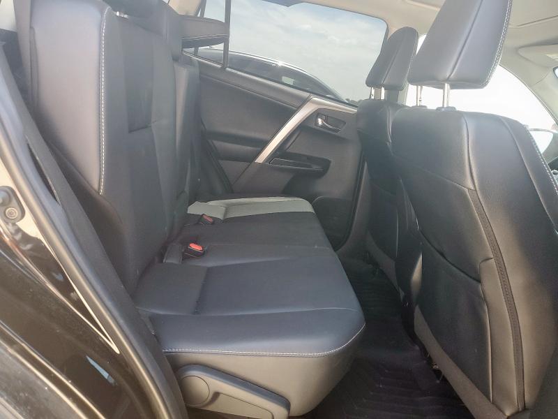 Photo 11 from auction – 2018 TOYOTA RAV4 LIMIT with VIN 2T3YFREVXJW522237