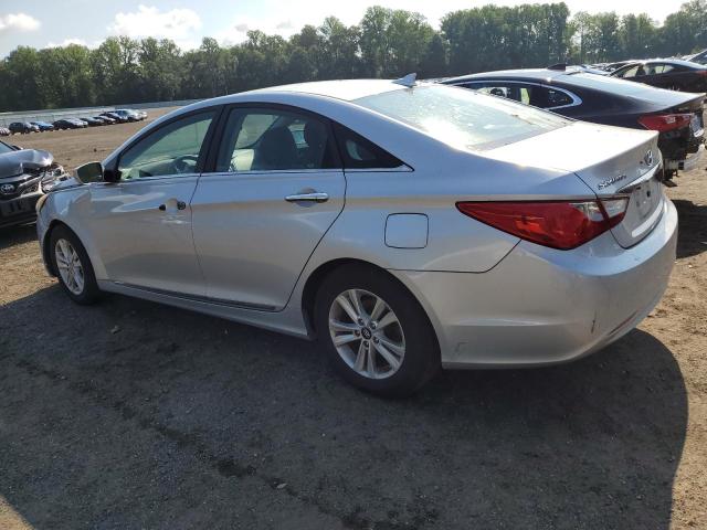 Photo 2 from auction – 2012 HYUNDAI SONATA GLS with VIN 5NPEB4AC9CH370919