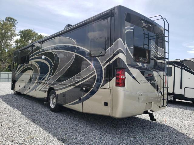 Photo 3 from auction – 2018 FORD F53 with VIN 1F66F5DY6J0A14656