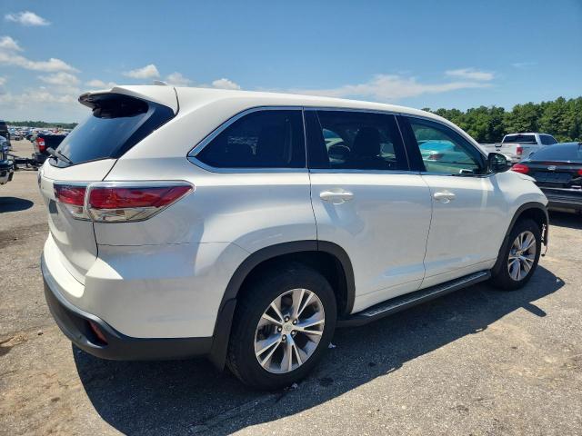 Photo 3 from auction – 2015 TOYOTA HIGHLANDER with VIN 5TDZKRFH3FS046186