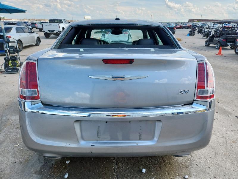 Photo 6 from auction – 2014 CHRYSLER 300 with VIN 2C3CCAAG4EH289171