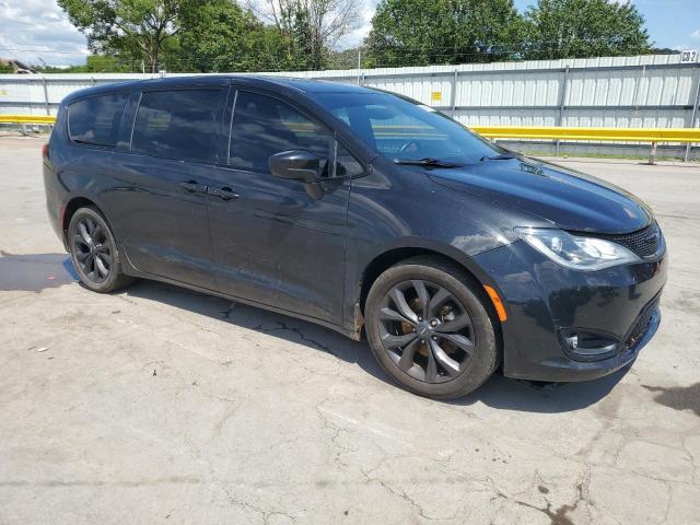 Photo 4 from auction – 2019 CHRYSLER PACIFICA T with VIN 2C4RC1FG1KR532438