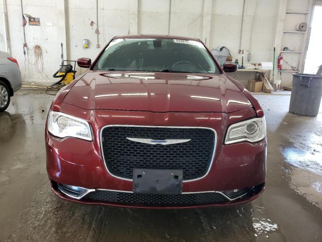 Снимка 5 от търг – 2018 CHRYSLER 300 с VIN 2C3CCAAG1JH137570