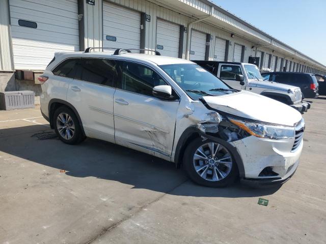 Photo 4 from auction – 2016 TOYOTA HIGHLANDER with VIN 5TDBKRFH0GS343824