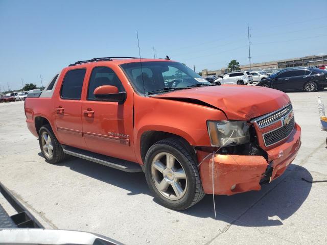Photo 4 from auction – 2011 CHEVROLET AVALANCHE with VIN 3GNTKFE37BG194657
