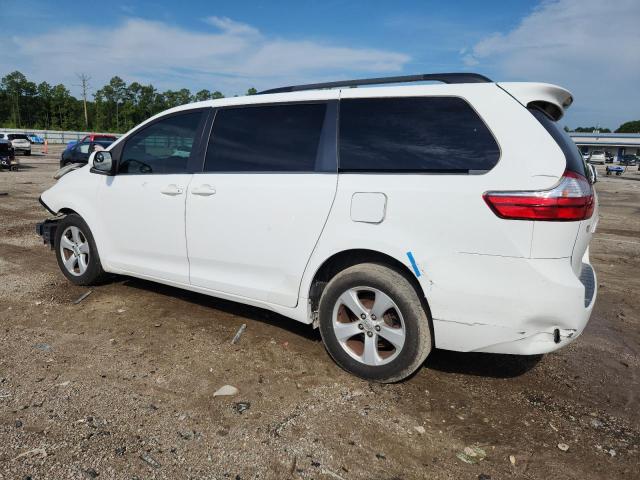 Photo 2 from auction – 2017 TOYOTA SIENNA LE with VIN 5TDKZ3DC4HS858715