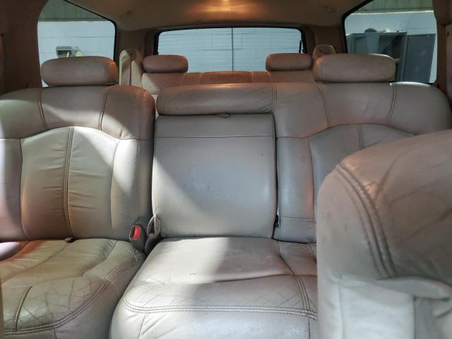 Photo 10 from auction – 2002 CHEVROLET SUBURBAN K with VIN 3GNFK16Z52G207747