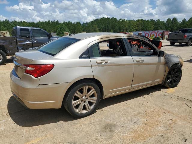 Photo 3 from auction – 2013 CHRYSLER 200 TOURIN with VIN 1C3CCBBB9DN735748