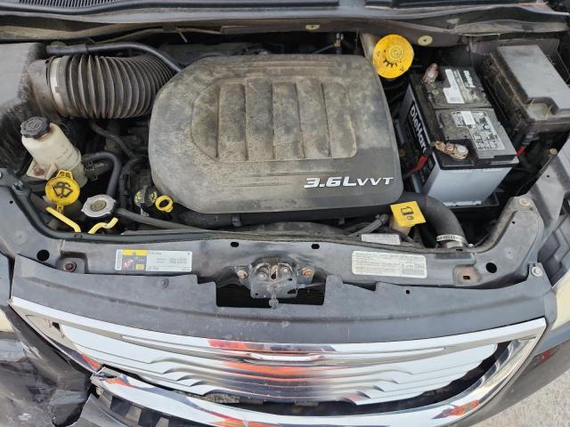 Photo 12 from auction – 2014 CHRYSLER TOWN & COU with VIN 2C4RC1BG7ER138436