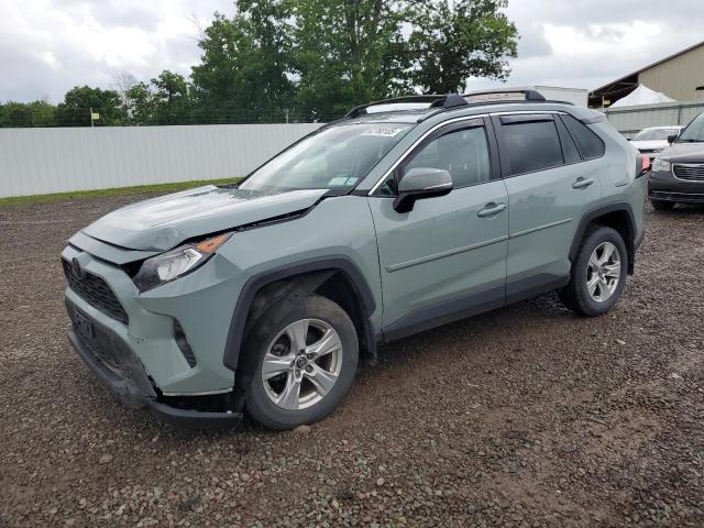 TOYOTA RAV4 XLE 2019 with VIN 2T3P1RFV2KC055195 - Photo from auction