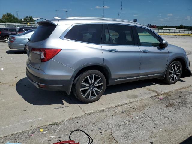 Photo 3 from auction – 2019 HONDA PILOT TOUR with VIN 5FNYF5H98KB007882