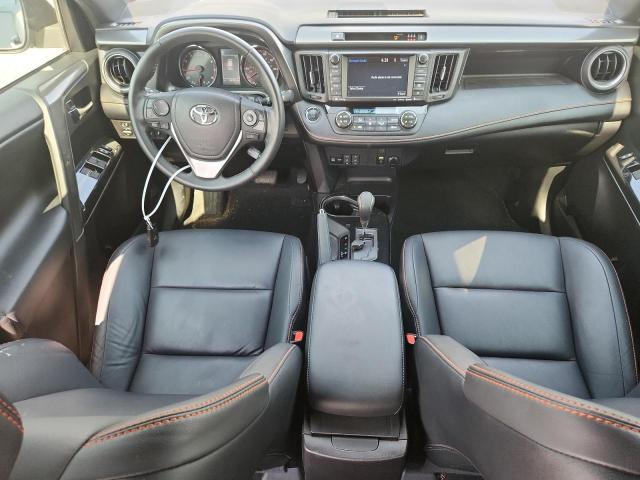 Photo 8 from auction – 2018 TOYOTA RAV4 SE with VIN 2T3JFREV0JW710895