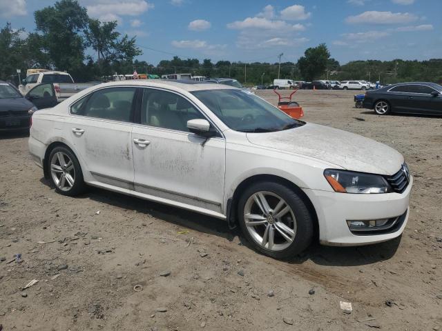 Photo 4 from auction – 2015 VOLKSWAGEN PASSAT with VIN 1VWBT7A34FC099573