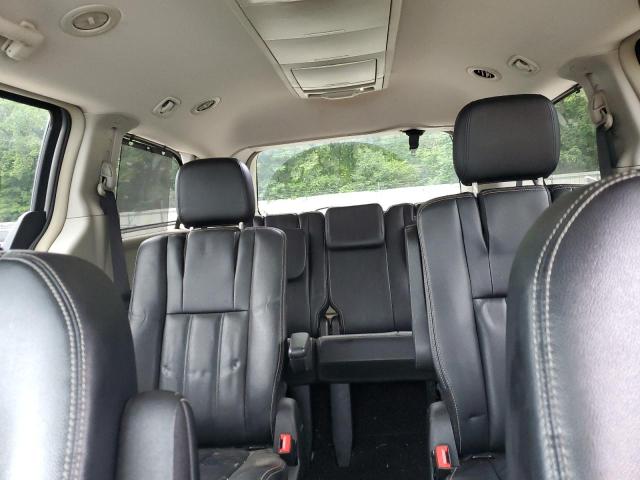 Photo 10 from auction – 2015 CHRYSLER TOWN & COU with VIN 2C4RC1BG1FR726883