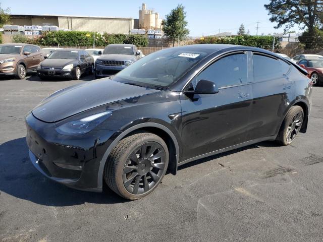 TESLA MODEL Y 2024 with VIN 7SAYGDEE5RF986749 - Photo from auction