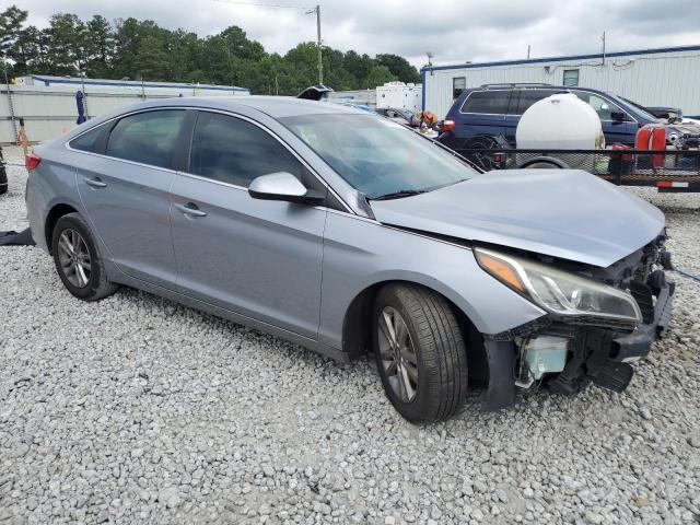 Photo 4 from auction – 2017 HYUNDAI SONATA SE with VIN 5NPE24AF3HH443526