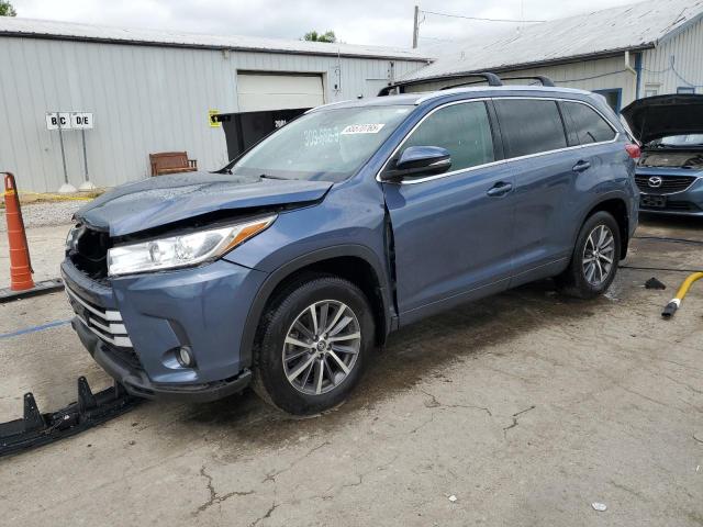 TOYOTA HIGHLANDER 2017 مع رقم تعريف المركبة 5TDJZRFH0HS430308 - صورة من المزاد