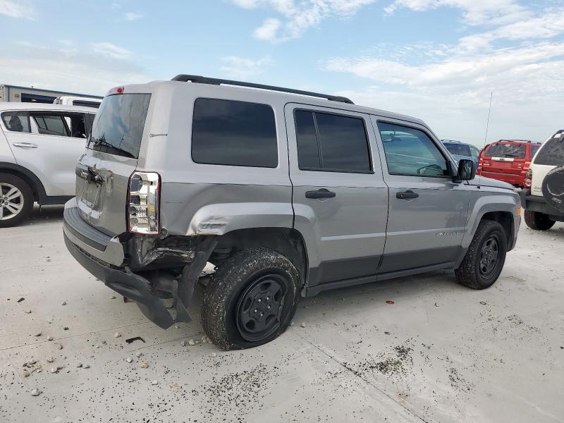 Photo 3 from auction – 2016 JEEP PATRIOT SP with VIN 1C4NJPBA2GD527963