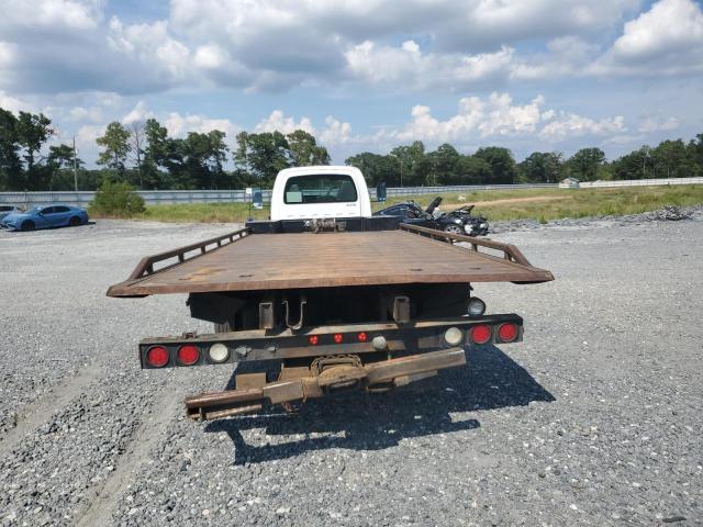 Photo 6 from auction – 2005 GMC C5500 C5C0 with VIN 1GDG5C1E95F902979