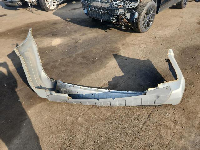 Photo 13 from auction – 2004 HONDA PILOT EX with VIN 2HKYF18444H509516