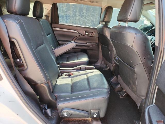 Photo 11 from auction – 2019 TOYOTA HIGHLANDER with VIN 5TDYZRFH0KS301975