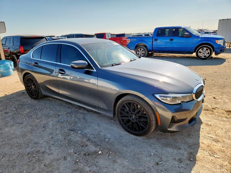 Photo 4 from auction – 2021 BMW 330I with VIN 3MW5R1J03M8B48023