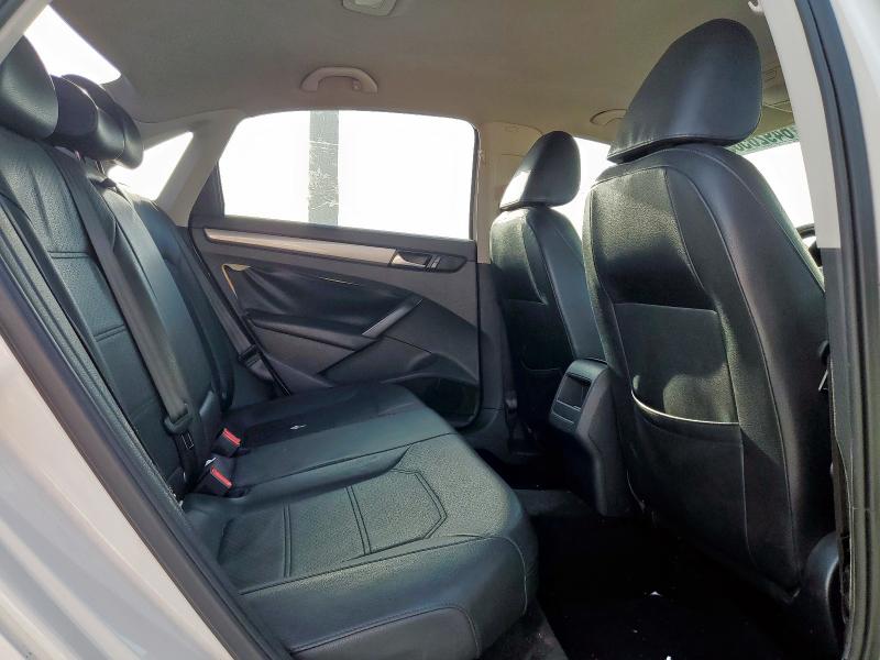 Photo 10 from auction – 2015 VOLKSWAGEN PASSAT S with VIN 1VWAS7A31FC115131