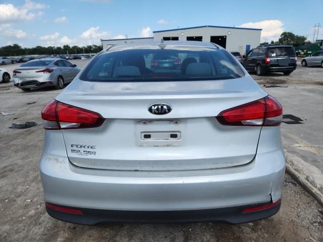 Photo 6 from auction – 2017 KIA FORTE LX with VIN 3KPFK4A74HE135122