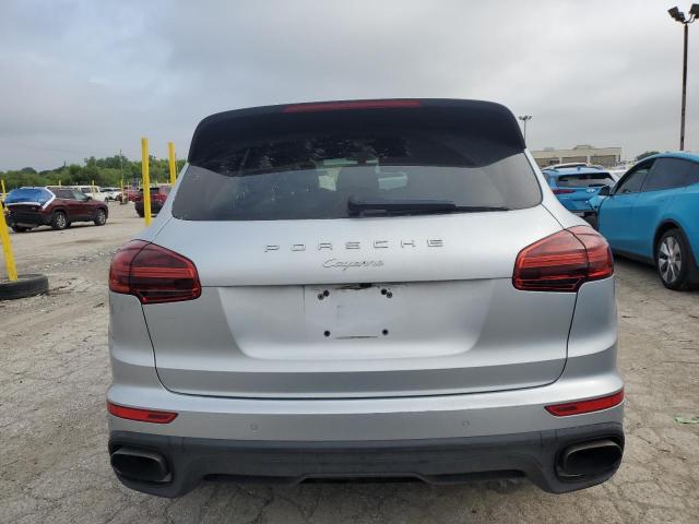 Photo 6 from auction – 2017 PORSCHE CAYENNE with VIN WP1AA2A24HKA82309