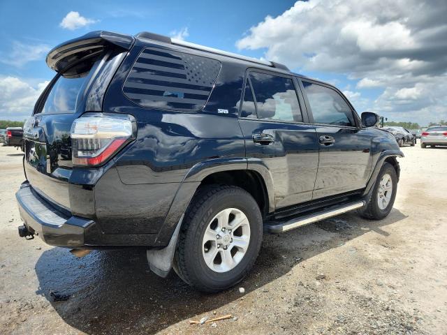 Photo 3 from auction – 2019 TOYOTA 4RUNNER SR with VIN JTEZU5JR6K5212618