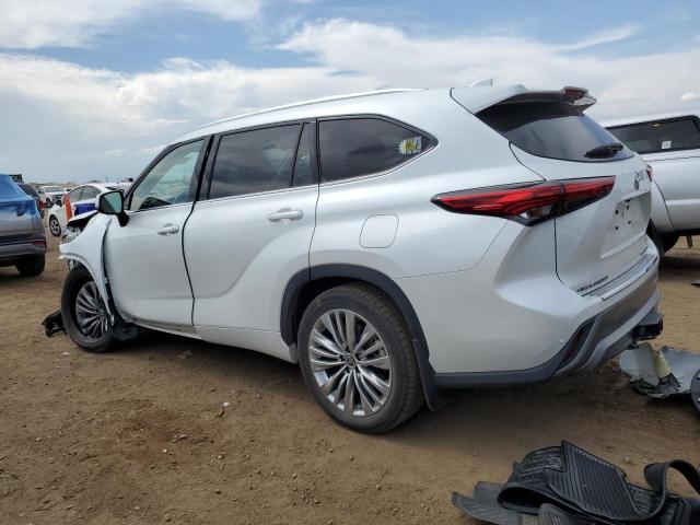 Photo 2 from auction – 2022 TOYOTA HIGHLANDER with VIN 5TDFZRBH4NS236422