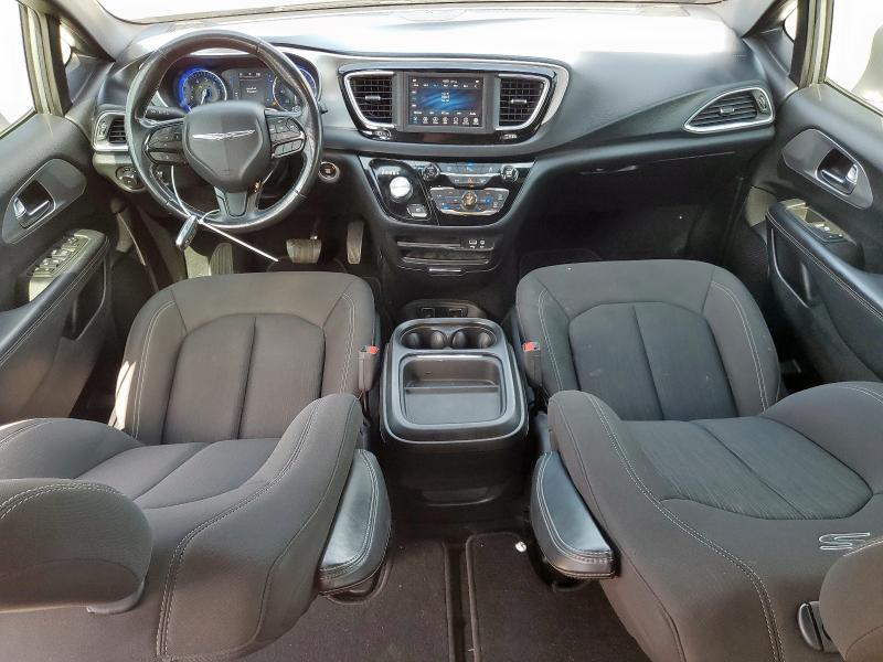 Photo 8 from auction – 2019 CHRYSLER PACIFICA T with VIN 2C4RC1FG9KR654268