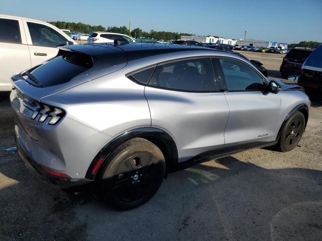 Photo 3 from auction – 2022 FORD MUSTANG MA with VIN 3FMTK2SU2NMA16395