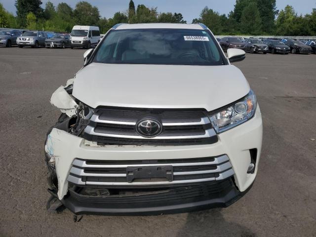 Photo 5 from auction – 2018 TOYOTA HIGHLANDER with VIN 5TDJZRFH6JS812607
