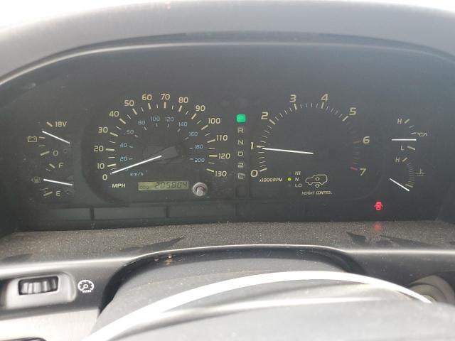 Photo 9 from auction – 2001 LEXUS LX 470 with VIN JTJHT00W413505700
