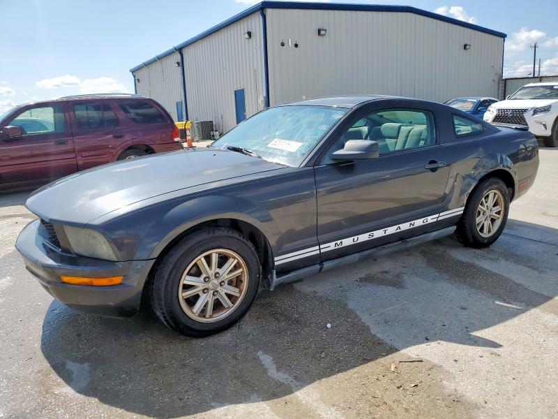 FORD MUSTANG 2007 with VIN 1ZVFT80N375296217 - Photo from auction