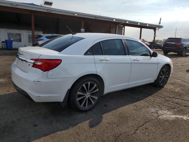 Photo 3 from auction – 2012 CHRYSLER 200 with VIN 1C3CCBHG6CN263672