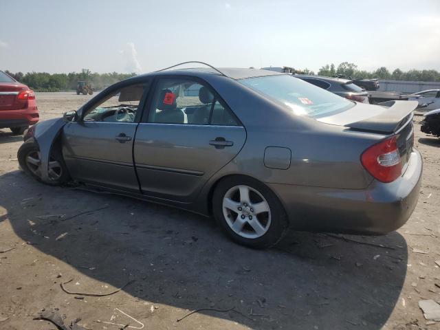 Foto 2 de la subasta – 2002 TOYOTA CAMRY LE con VIN JTDBF30K020036770