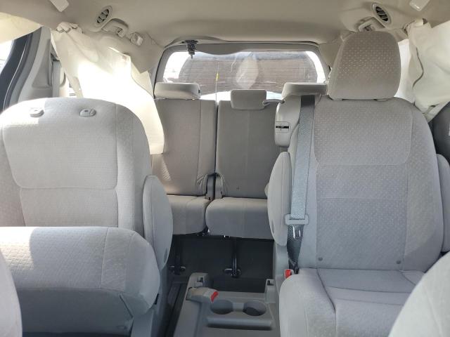 Photo 10 from auction – 2015 TOYOTA SIENNA LE with VIN 5TDKK3DC9FS558931